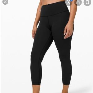 Lululemon high rise Wunder Under 25” size 6